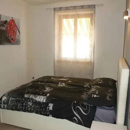 Apartment Iride