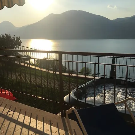 Iride Apartment Brenzone sul Garda